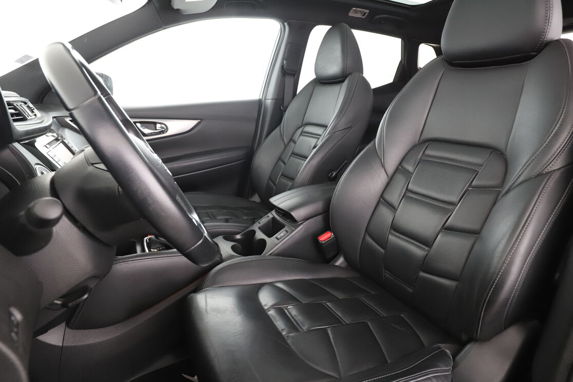Nissan Qashqai 1.6 dCi Tekna+ Xtronic — photo 9
