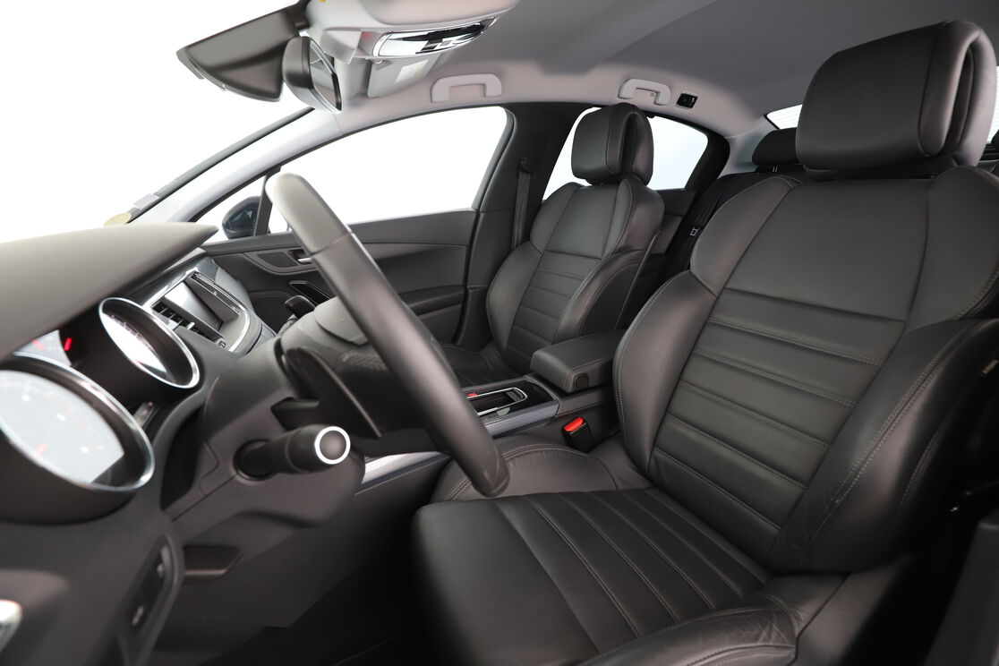 Peugeot 508 1.6 Blue-HDi Feline EAT6 — photo 9