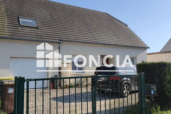 Maison Location Athies-sous-Laon 6p 143m² 925€