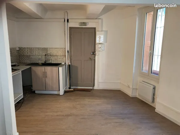 Appartement T1/2 centre ville Cinema