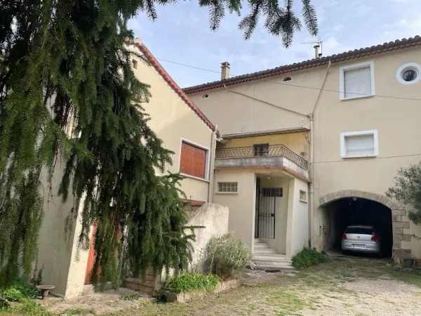 Maison 14 pièces 215 m²