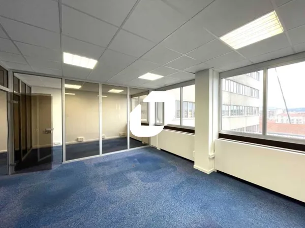 Bureaux 176 m²