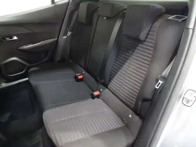 Peugeot 2008 1.2 puretech 100ch s&amp;s active business — photo 13