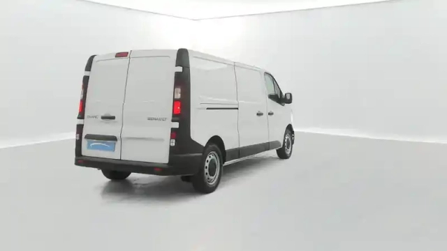 Renault Trafic fgn l2h1 3000 kg blue dci 130 — photo 14