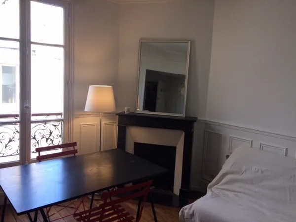Loue Studio Paris 5 mois
