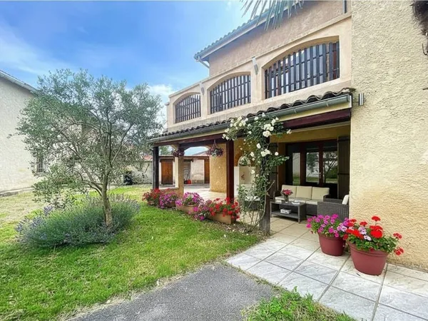 Maison 6 pièces 170 m²