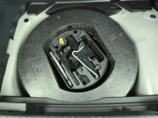 Ds Ds 3 e-tense performance line+ — photo 27