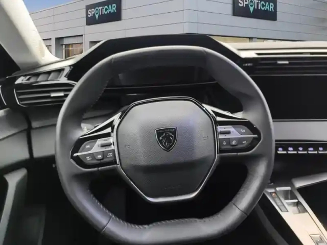 Peugeot 308 phev 180 e-eat8 allure — photo 12