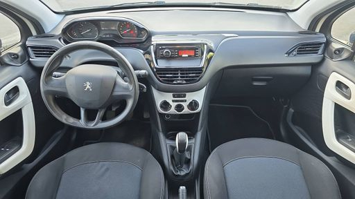 Peugeot 208 1.2 PureTech 68 - Like – 2018 – 128156 km – Essence – Boîte Manuelle — photo 45