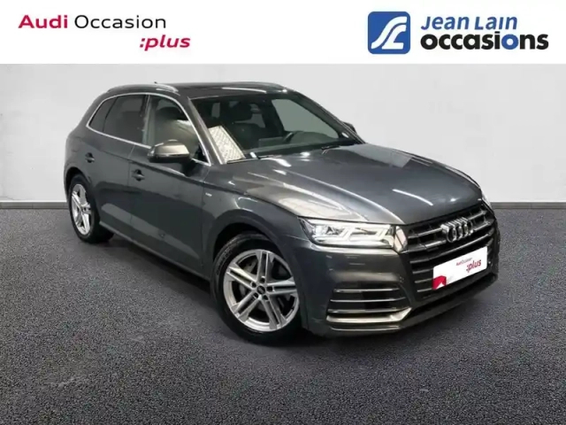 Audi Q5 55 tfsi e 367 s tronic 7 quattro — photo 3