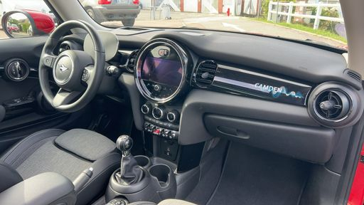 Mini Mini 1.5 One 102 - Edition Camden – 2022 – 43829 km – Essence – Boîte Manuelle — photo 16