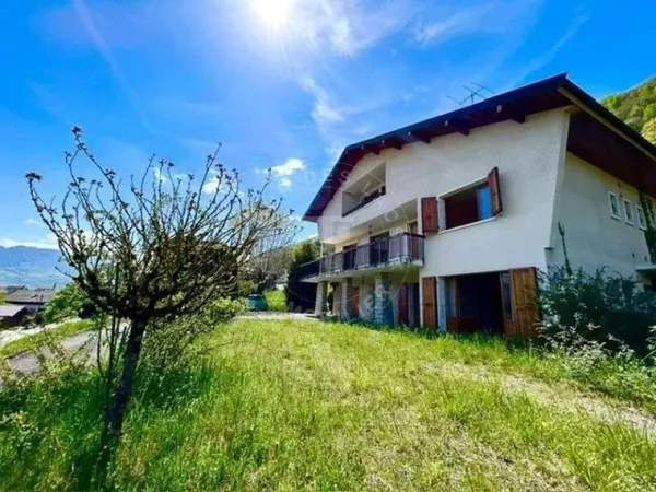 A vendre, Sevrier, Villa d'architecte aux vues panoramiques sur