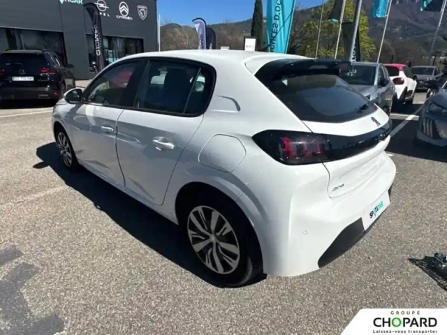 Peugeot 208 puretech 100 s&amp;s eat8 — photo 30