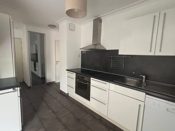 Appartement 2 pièces 63 m²