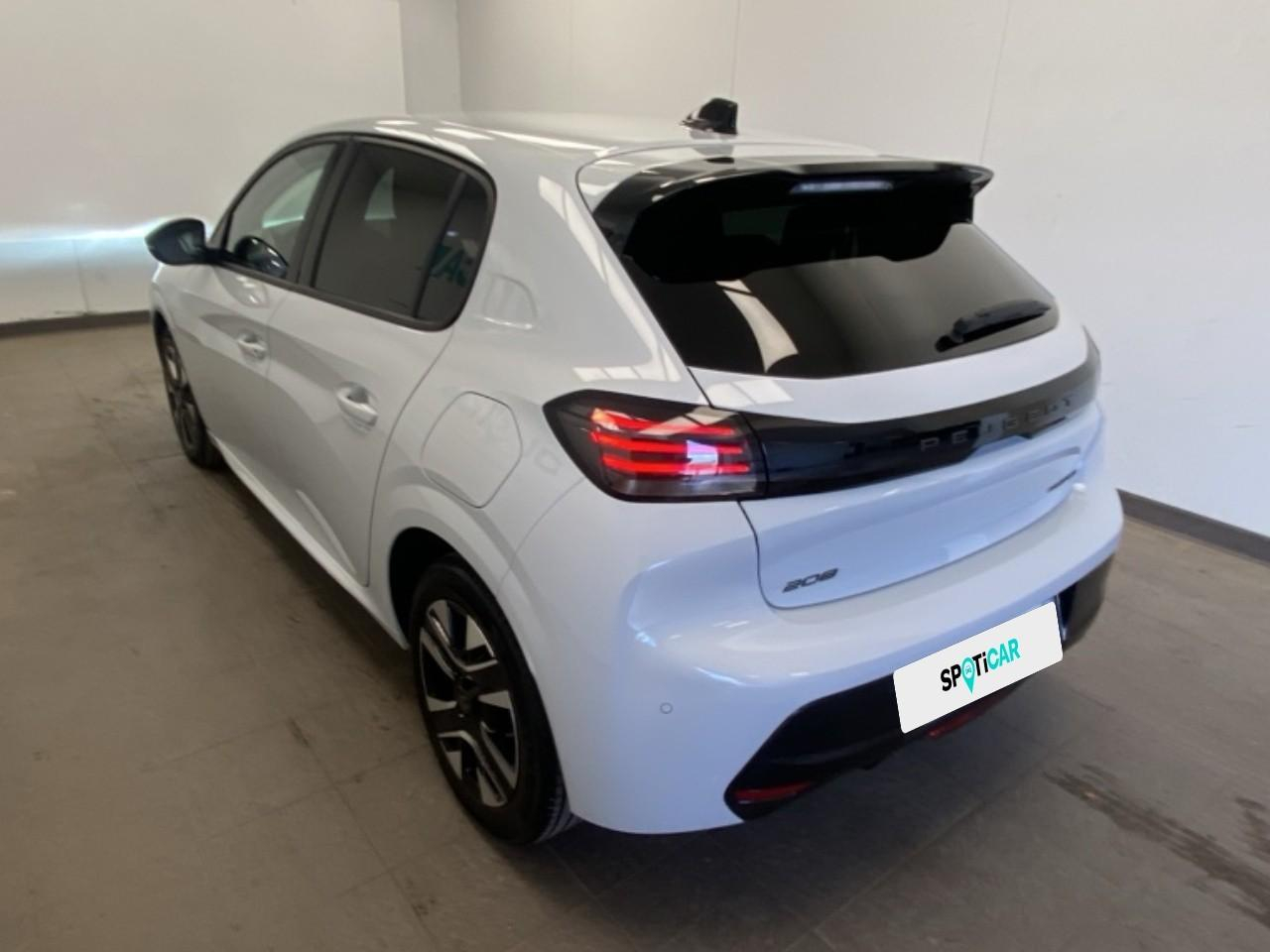 Peugeot 208 hybrid 110 ch e-dcs6 allure — photo 7