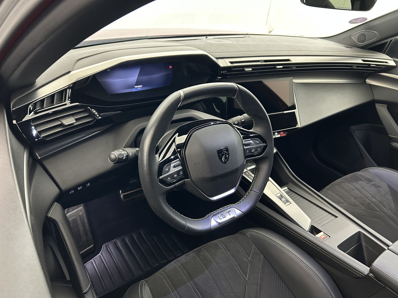 Peugeot 408 — photo 10