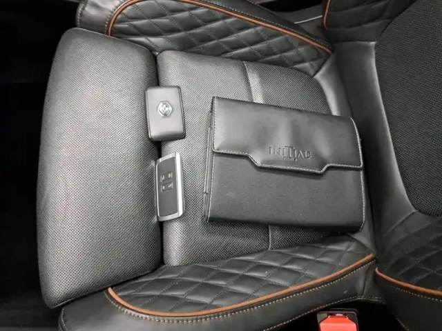 Renault Espace blue dci 200 edc — photo 43