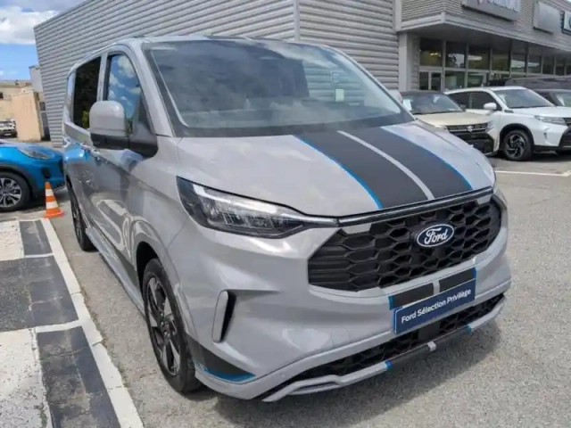 Ford Custom transit  fg 320 l1h1 2.0 ecoblue 170ch cabine approfondie sport bva8 — photo 4
