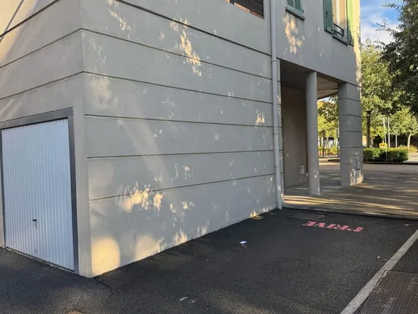 Garage et parking Vente Anse 9200€