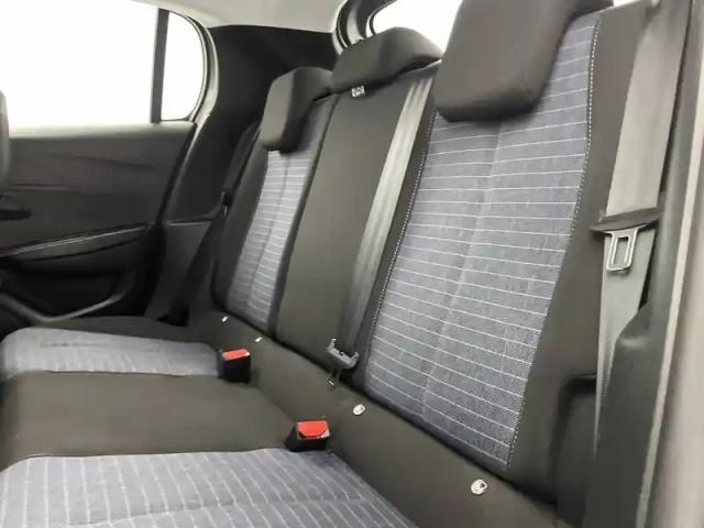 Peugeot 208 puretech 75 s&amp;s bvm5 — photo 15