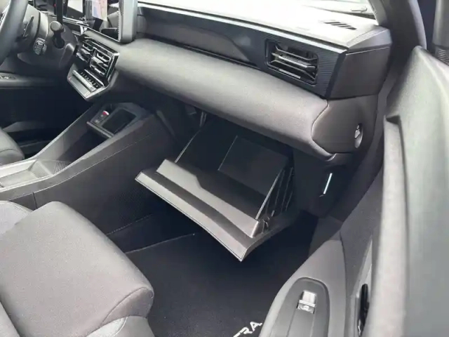 Nissan Micra electrique 52kwh 150ch — photo 32