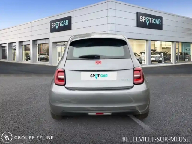 Fiat 500 e 95ch (red) — photo 5