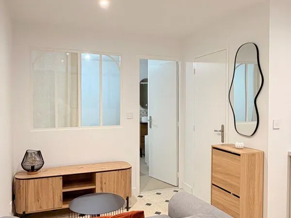 Studio meublé 22m2 - Vieux Laval - Centre ville