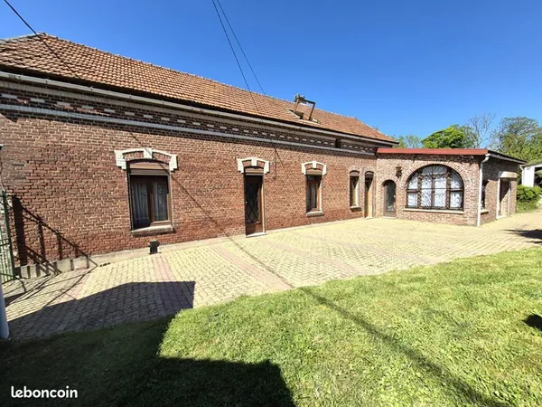 Longère 6 pièces 158 m²