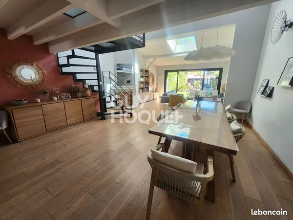 Maison 7 pièces 165 m²