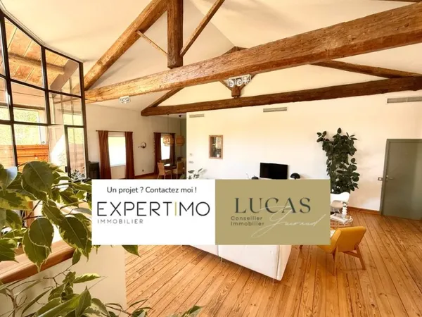 Appartement 6 pièces 215 m²