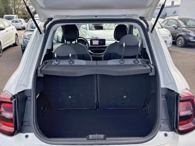 Fiat 500 e 95ch icône berline 23.8 kwh — photo 9