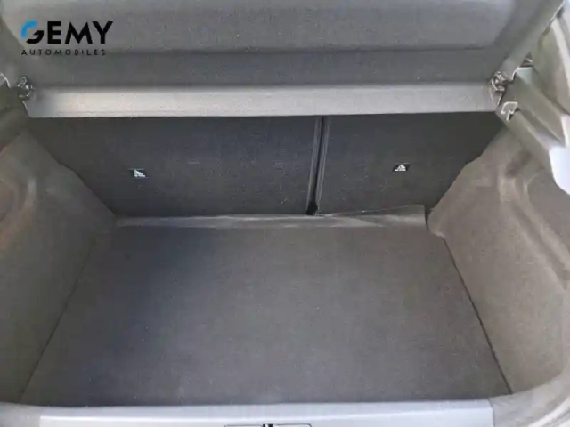 Peugeot 208 puretech 100 s&amp;s bvm6 — photo 6