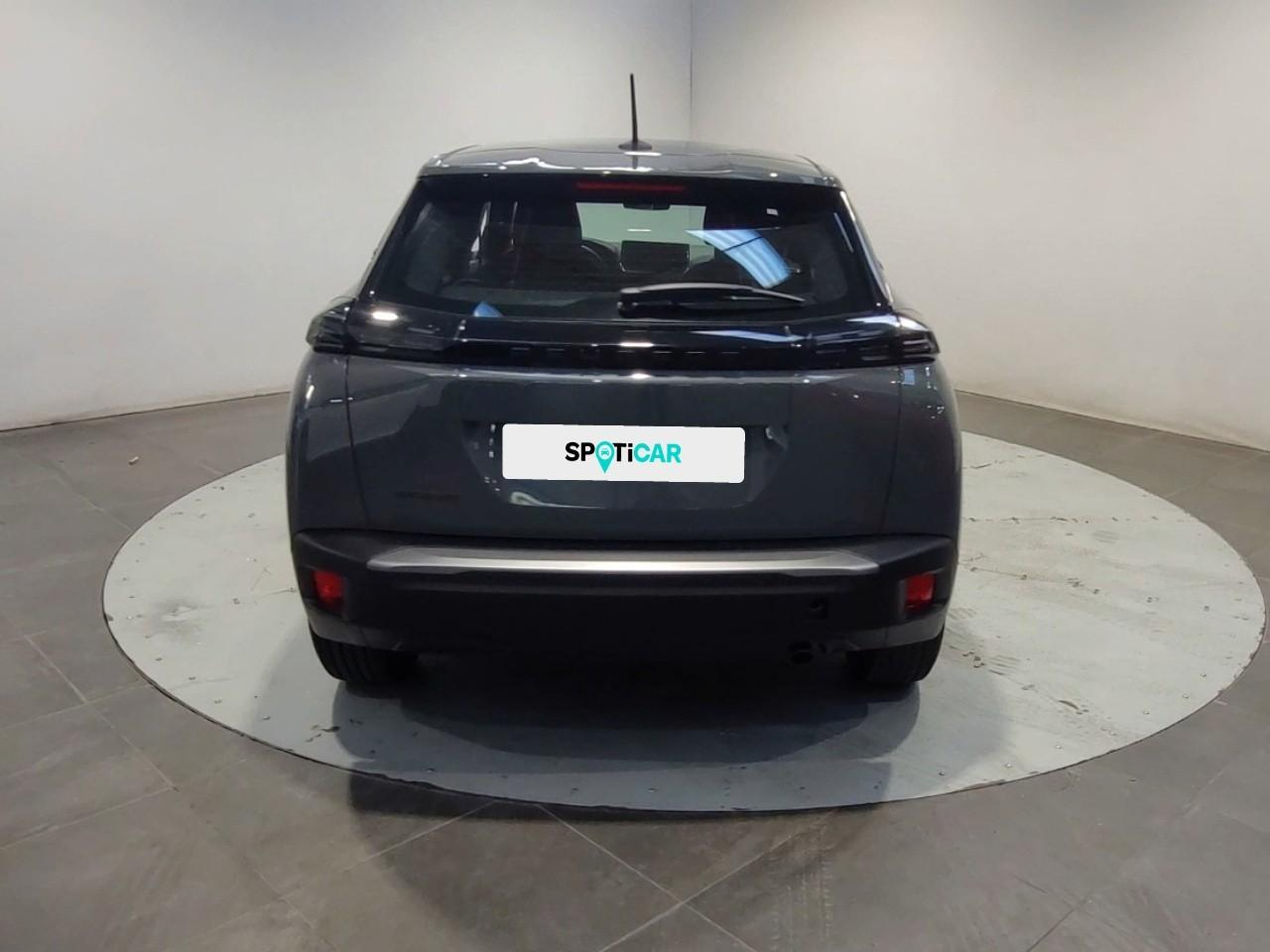 Peugeot 2008 puretech 100 s&s bvm6 active — photo 4