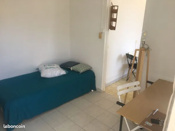Loue studio à étudiant .e /apprenti .e