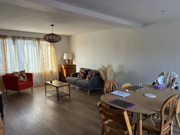 Maison 4 pièces 77 m²