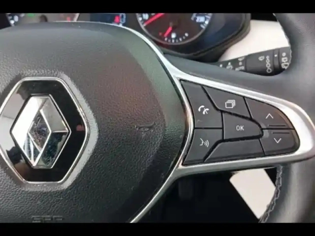 Renault Clio 1.0 tce 90ch evolution — photo 29