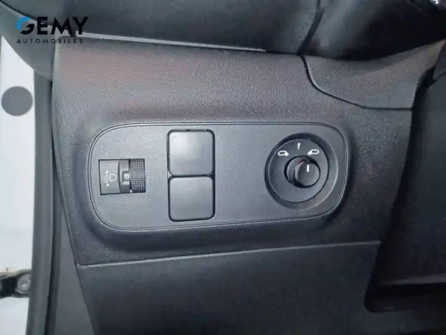 Citroën C3 societe pure tech 83 s&amp;s bvm — photo 32