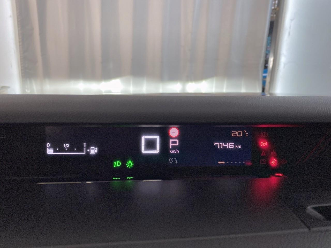 Citroën C3 Aircross hybride 145 ch aut max — photo 13