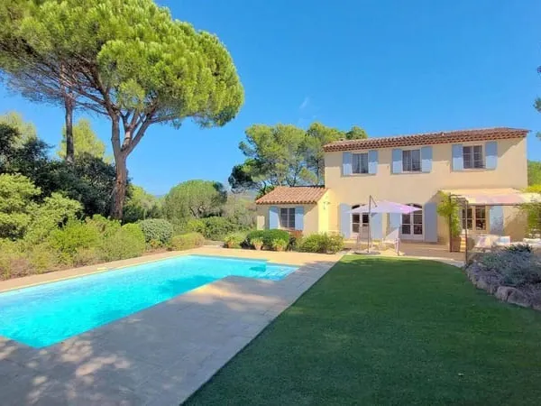 Villa 6 pièces 132 m²