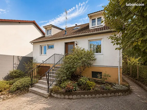 Maison 5 pièces 120 m²