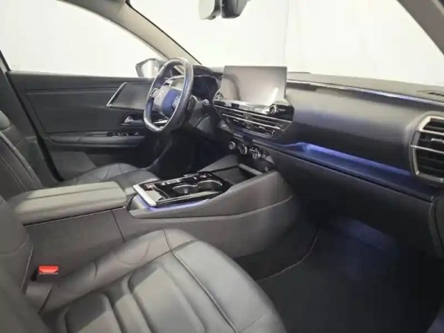Citroën C5 x hybride rechargeable 225ch shine ëeat8 — photo 8