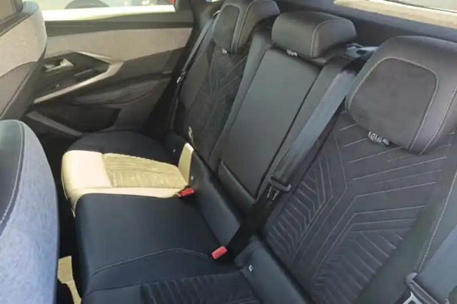Peugeot 3008 electrique 210 ch 73 kwh — photo 11