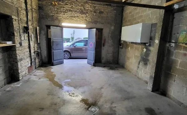 Parking 35 m²