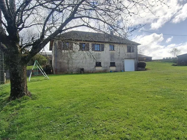 Propriété rurale avec hangar de 1000 m² sur 7000 m²