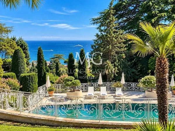 CANNES - CROIX DES GARDES | 3 PIÈCES VUE MER | JARDIN PRIVATIF