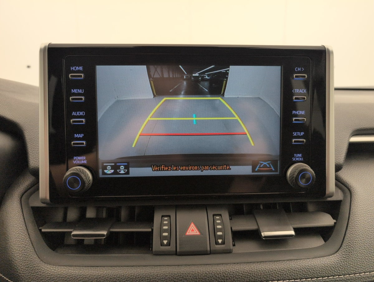 Toyota RAV 4 — photo 17
