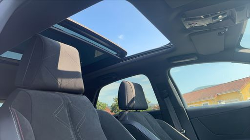 DS DS7 Crossback 2.0 BlueHDi 180 EAT8 - Performance Line + – 2020 – 130464 km – Diesel – Boîte Automatique — photo 19
