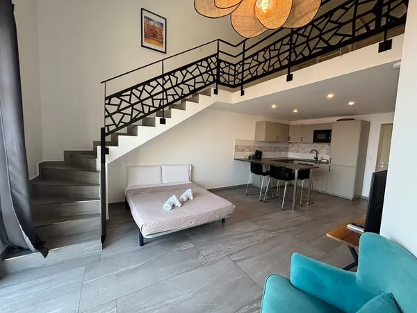 menton, immeuble de 4 duplex, 100%design, 100% location b&b,