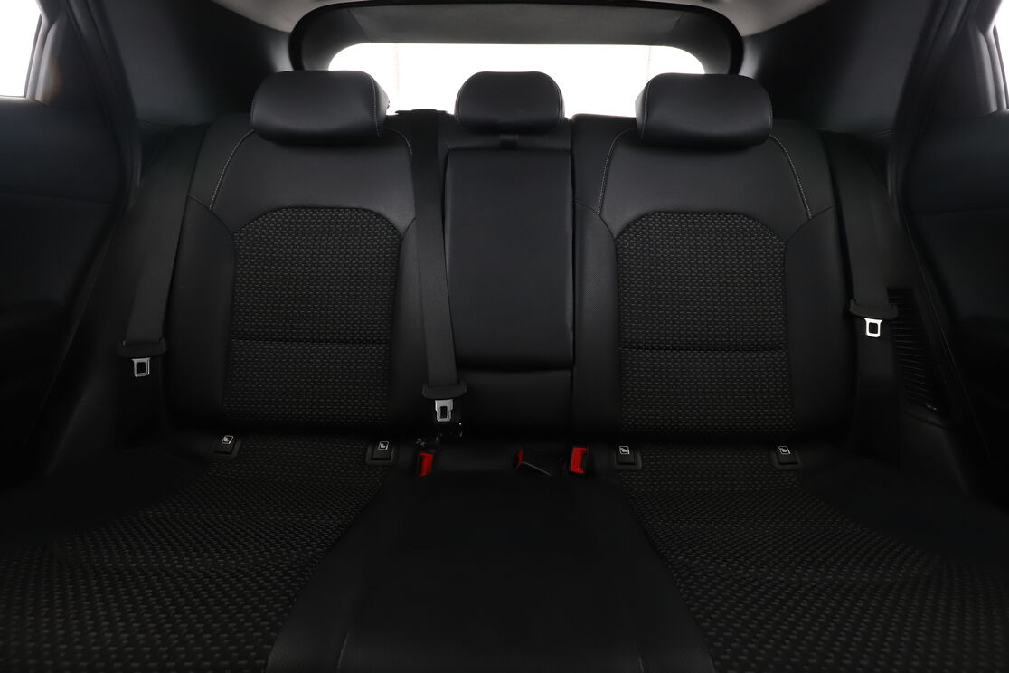 Kia XCeed 1.6 GDi ISG PHEV Active DCT6 — photo 14