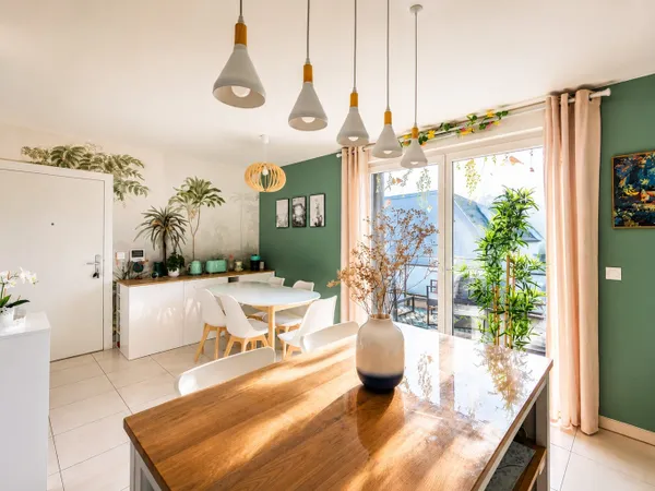 Mittelhausbergen Superbe 2 pièces avec grande terrasse plein